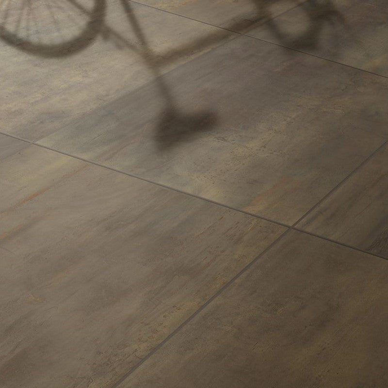 Vloertegel Flaviker REBEL BRONZE 80×80 cm (doosinhoud 1.28 m2)3